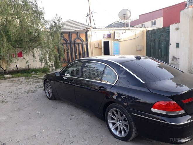 BMW 745 2002, 261,000 km - 4.5 l - Bakı