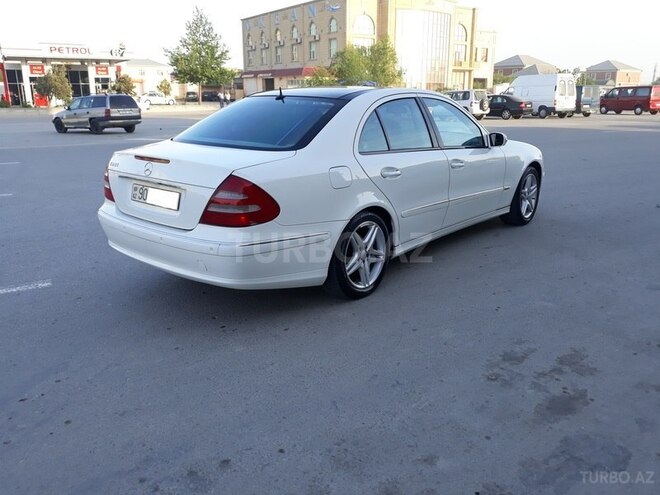 Mercedes E 240 2004, 158,000 km - 2.6 l - Sumqayıt