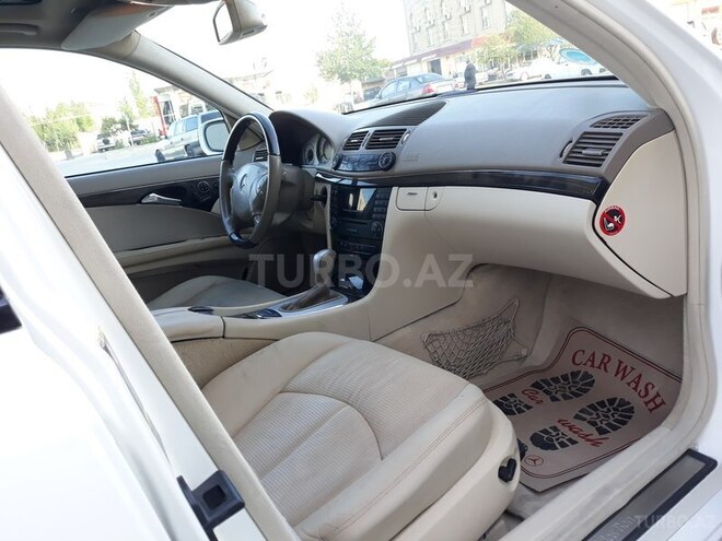 Mercedes E 240 2004, 158,000 km - 2.6 l - Sumqayıt