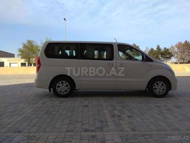 Hyundai H-1 2014, 120,000 km - 2.5 l - Bakı