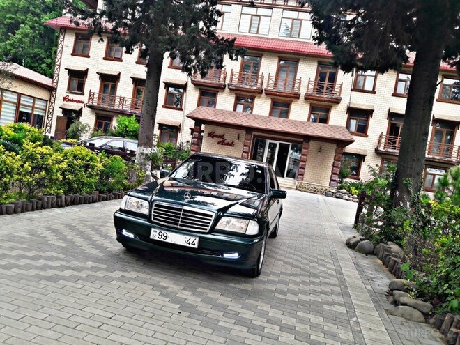 Mercedes C 180 1998, 320,000 km - 1.8 л - Bakı