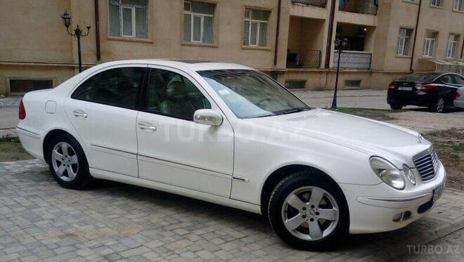 Mercedes E 240 2003, 203,000 km - 2.6 l - Bakı
