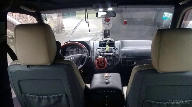 Mercedes Vito 2001, 412,400 km - 2.2 л - Zaqatala