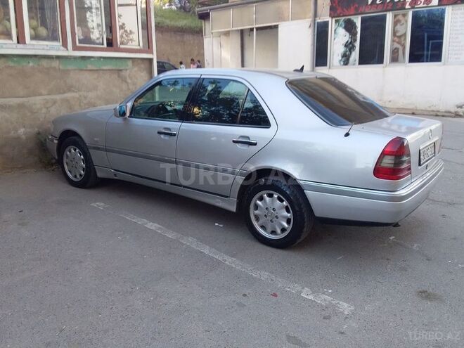 Mercedes C 180 1996, 240,873 km - 2.8 l - Bakı