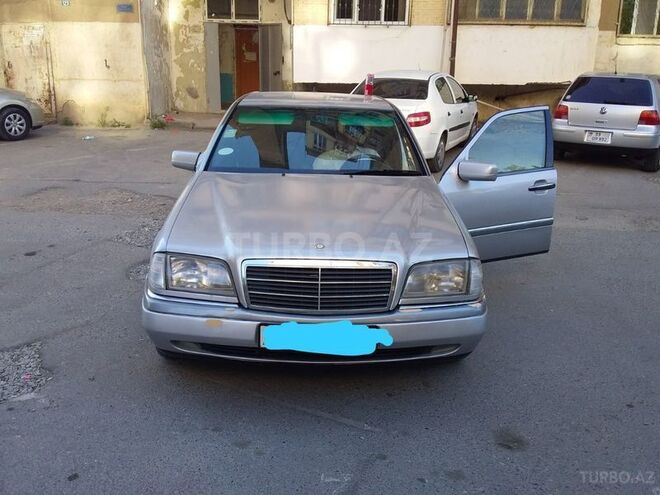Mercedes C 180 1996, 240,873 km - 2.8 l - Bakı
