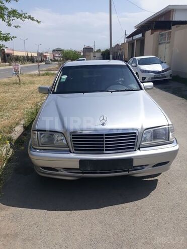 Mercedes C 180 1998, 260,000 km - 1.8 л - Gəncə