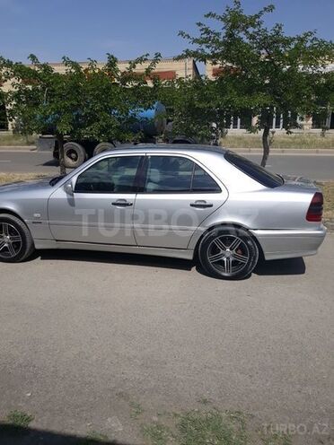 Mercedes C 180 1998, 260,000 km - 1.8 л - Gəncə