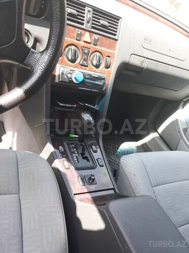 Mercedes C 180 1998, 260,000 km - 1.8 л - Gəncə