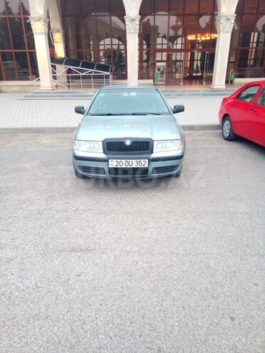 Skoda Octavia 2002, 280,000 km - 1.6 l - Gəncə