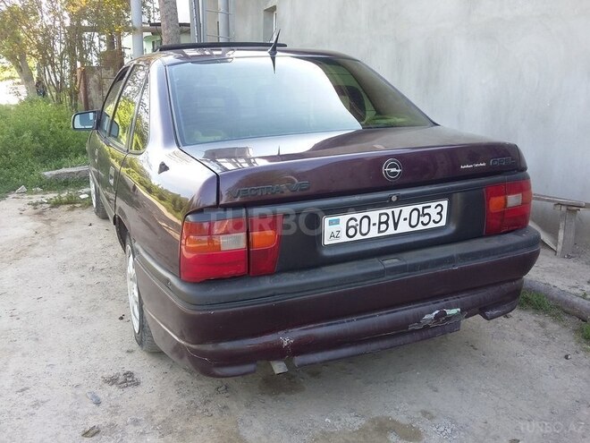 Opel Vectra 1993, 32,000 km - 0.3 l - Tovuz