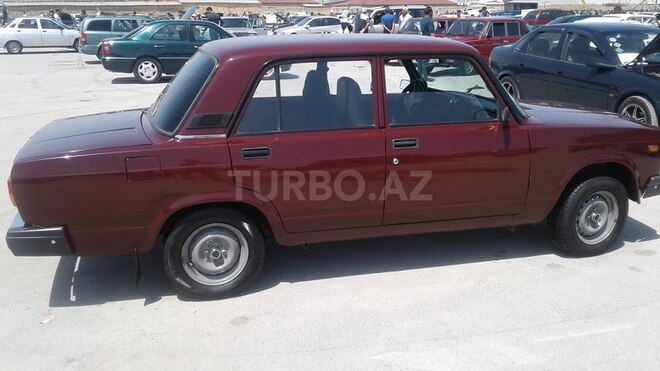LADA (VAZ) 2107 2009, 129,986 km - 1.6 л - Salyan
