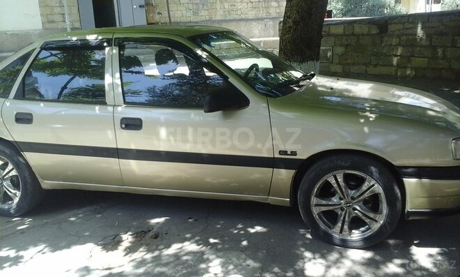 Opel Vectra 1992, 332,560 km - 1.8 l - Sumqayıt
