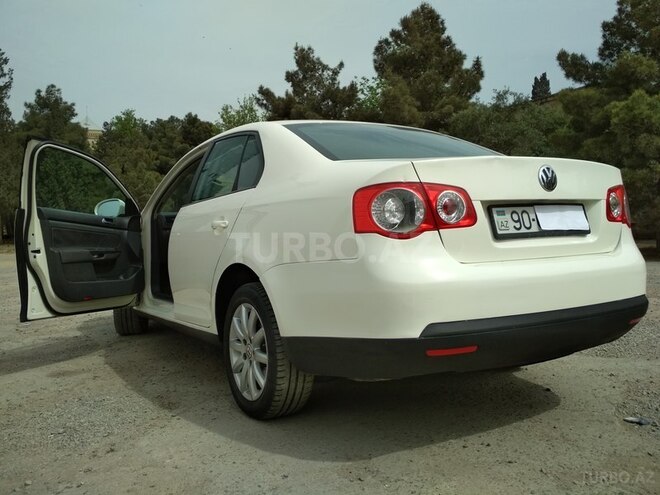 Volkswagen Jetta 2007, 124,000 km - 1.6 л - Bakı