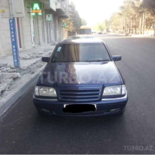 Mercedes C 200 1999, 332,000 km - 2.0 л - Bakı