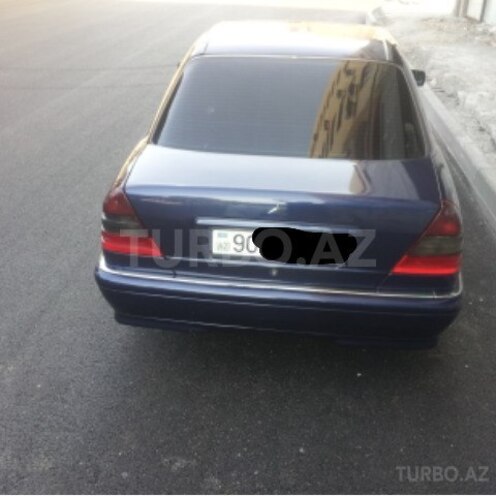 Mercedes C 200 1999, 332,000 km - 2.0 л - Bakı