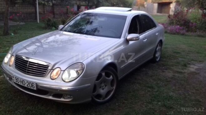 Mercedes E 320 2003, 240,000 km - 3.2 л - Zaqatala