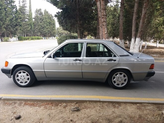 Mercedes 190 1993, 234,561 km - 1.8 л - Sumqayıt