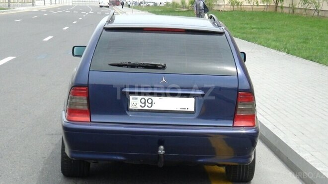 Mercedes C 180 1999, 322,000 km - 1.8 l - Bakı
