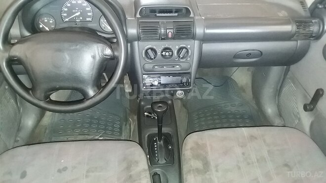 Opel Corsa 1995, 2,890,000 km - 1.4 l - Bakı