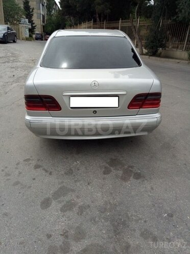 Mercedes  2000, 300,000 km - 2.2 l - Bakı
