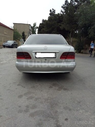 Mercedes  2000, 300,000 km - 2.2 l - Bakı