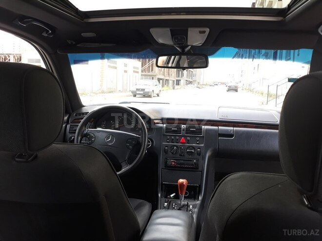 Mercedes E 270 2000, 410,000 km - 2.7 l - Bakı