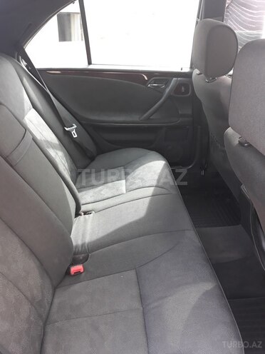 Mercedes E 270 2000, 410,000 km - 2.7 l - Bakı