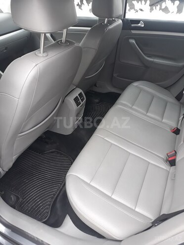 Volkswagen Jetta 2007, 157,809 km - 2.5 l - Bakı