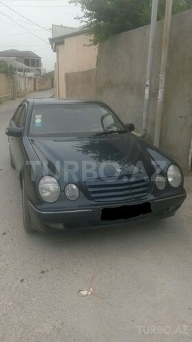 Mercedes E 200 2000, 242,500 km - 2.0 l - Bakı