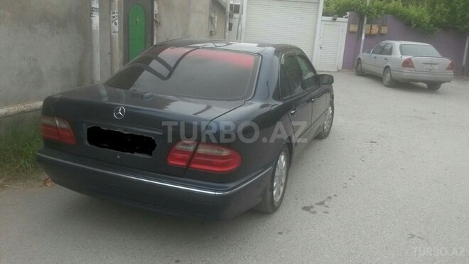 Mercedes E 200 2000, 242,500 km - 2.0 l - Bakı