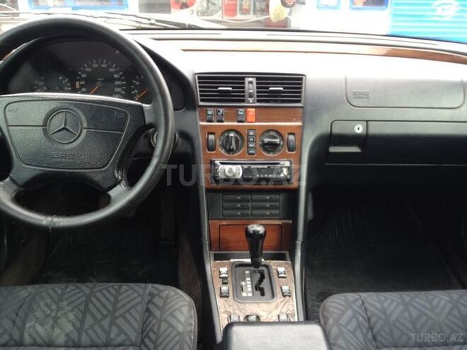 Mercedes C 200 1994, 300,000 km - 2.0 l - Sumqayıt