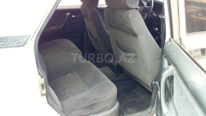 GAZ 3110 2001, 250,000 km - 2.4 l - Bakı