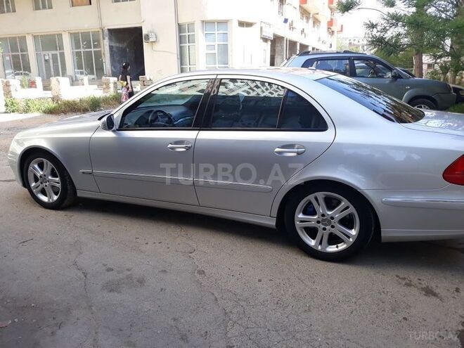 Mercedes E 300 2006, 205,000 km - 0.3 l - Bakı