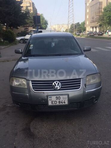 Volkswagen Passat 2002, 267,000 km - 2.8 l - Bakı