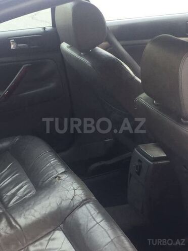 Volkswagen Passat 2002, 267,000 km - 2.8 l - Bakı