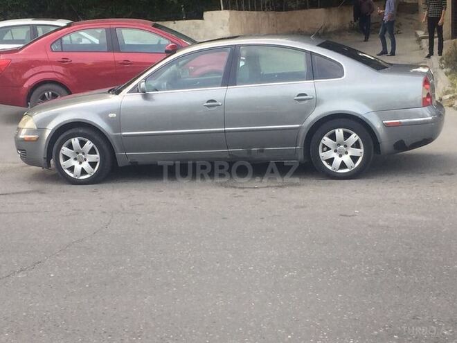 Volkswagen Passat 2002, 267,000 km - 2.8 l - Bakı