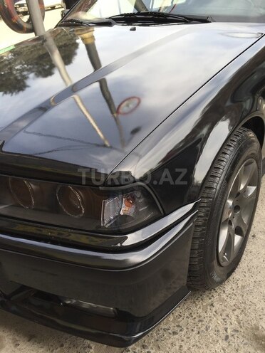 BMW 318 1992, 420,000 km - 1.8 l - Bakı