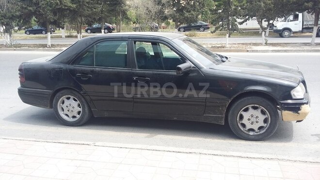 Mercedes C 220 1994, 351,500 km - 2.2 l - Sumqayıt