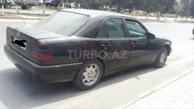 Mercedes C 220 1994, 351,500 km - 2.2 l - Sumqayıt