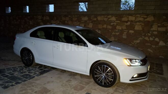 Volkswagen Jetta 2015, 44,000 km - 1.8 l - Naxçıvan