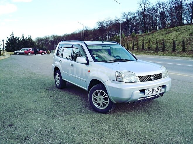 Nissan X-Trail 2002, 145,000 km - 2.0 l - Quba