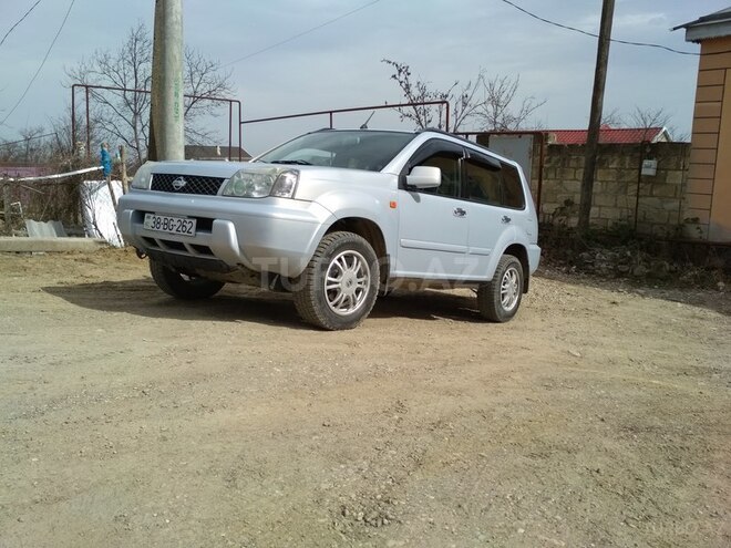 Nissan X-Trail 2002, 145,000 km - 2.0 l - Quba