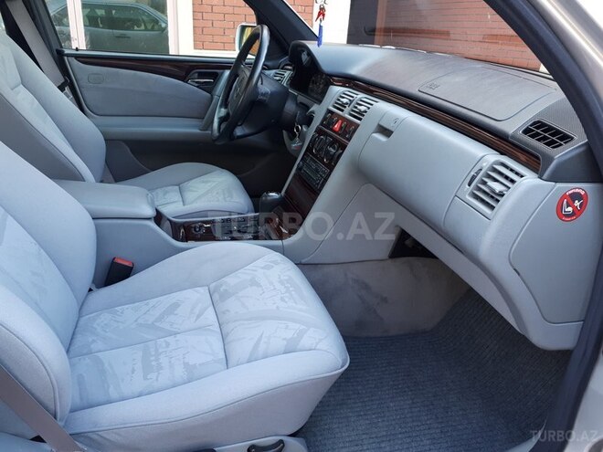 Mercedes E 200 1997, 109,800 km - 2.0 l - Bakı