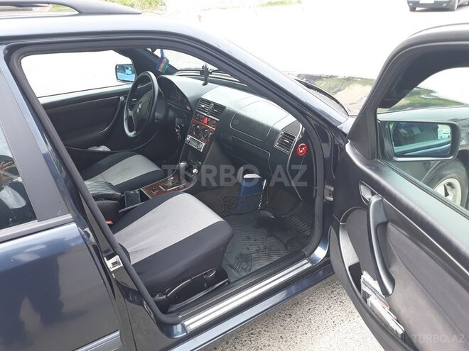 Mercedes C 180 1999, 296,500 km - 1.8 l - Bakı