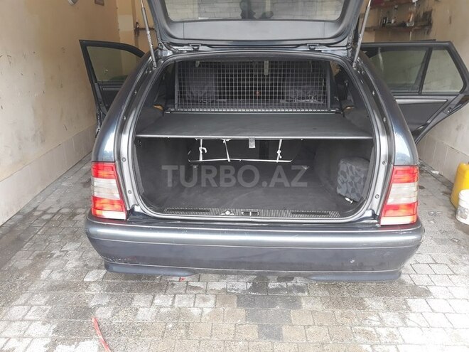 Mercedes C 180 1999, 296,500 km - 1.8 l - Bakı
