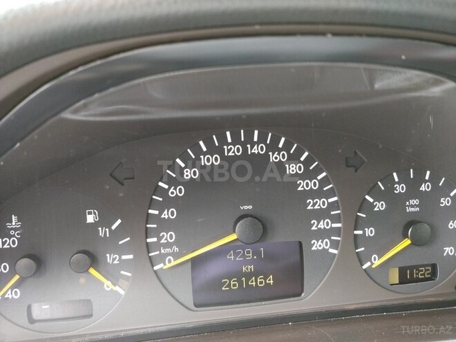 Mercedes E 200 2000, 261,000 km - 2.0 л - Bakı