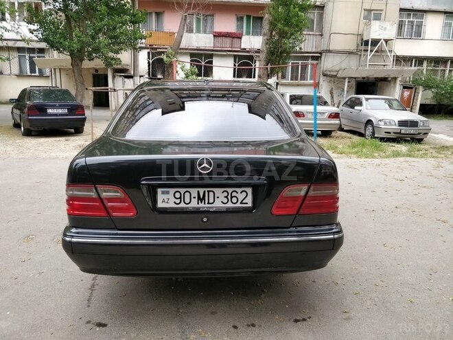 Mercedes E 200 2000, 261,000 km - 2.0 л - Bakı
