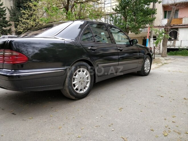 Mercedes E 200 2000, 261,000 km - 2.0 л - Bakı