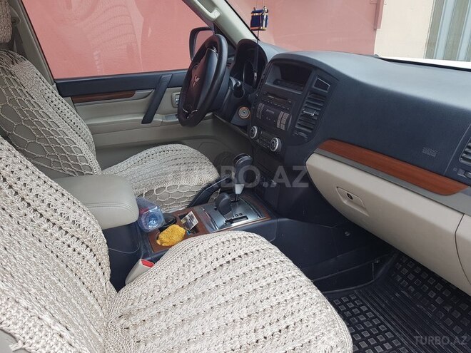 Mitsubishi Pajero 2008, 102,000 km - 3.8 l - Bakı
