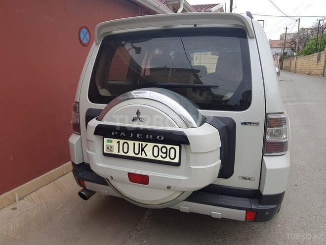 Mitsubishi Pajero 2008, 102,000 km - 3.8 l - Bakı
